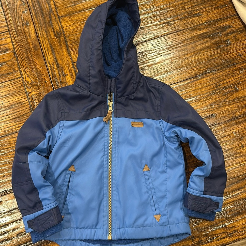 Eddie Bauer 2T Coat with hood and inside fuzzy lining. Excellent barely used